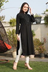 Solid Black Kurta With Embroidery