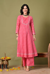 Rang Saaz Floral Cotton Suit Set